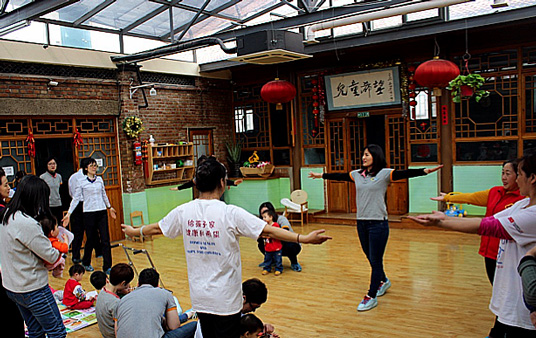news-180330-MCM-Cares_Childrens-Hope-Home-03